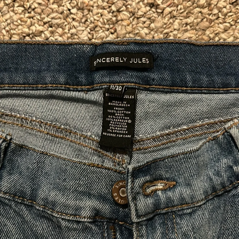 Jean Shorts - Picture 3 of 3